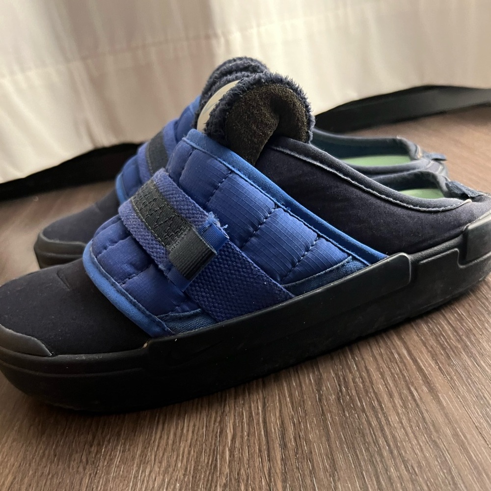 Nike Offline Slides Size 9.5